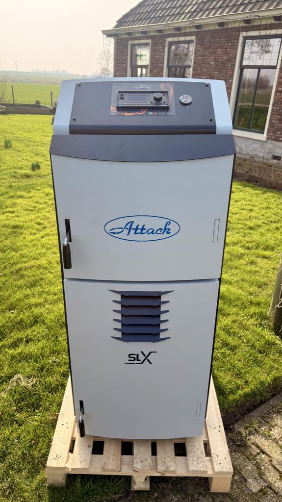 Attack SLX 20-55Kw houtvergasser, houtcv ketel houtcv kachel, Cv-ketel of Combi-ketel, Nieuw, Minder dan 60 cm, 800 watt of meer