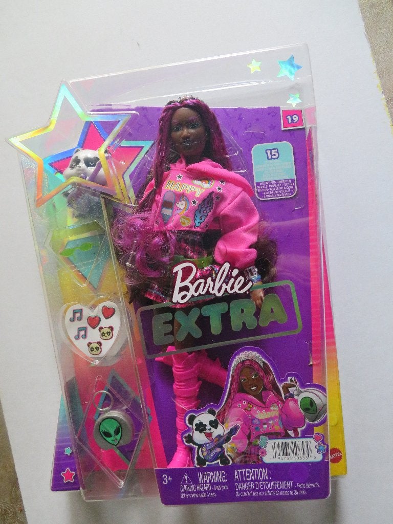BARBIE EXTRA -- 19  ( MET PANDA ), Ophalen of Verzenden, Zo goed als nieuw, Barbie