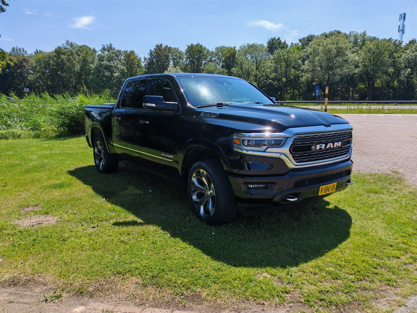 Dodge RAM 1500 limited be-trekker, Automaat, 5654 cc, Zwart, Vierwielaandrijving