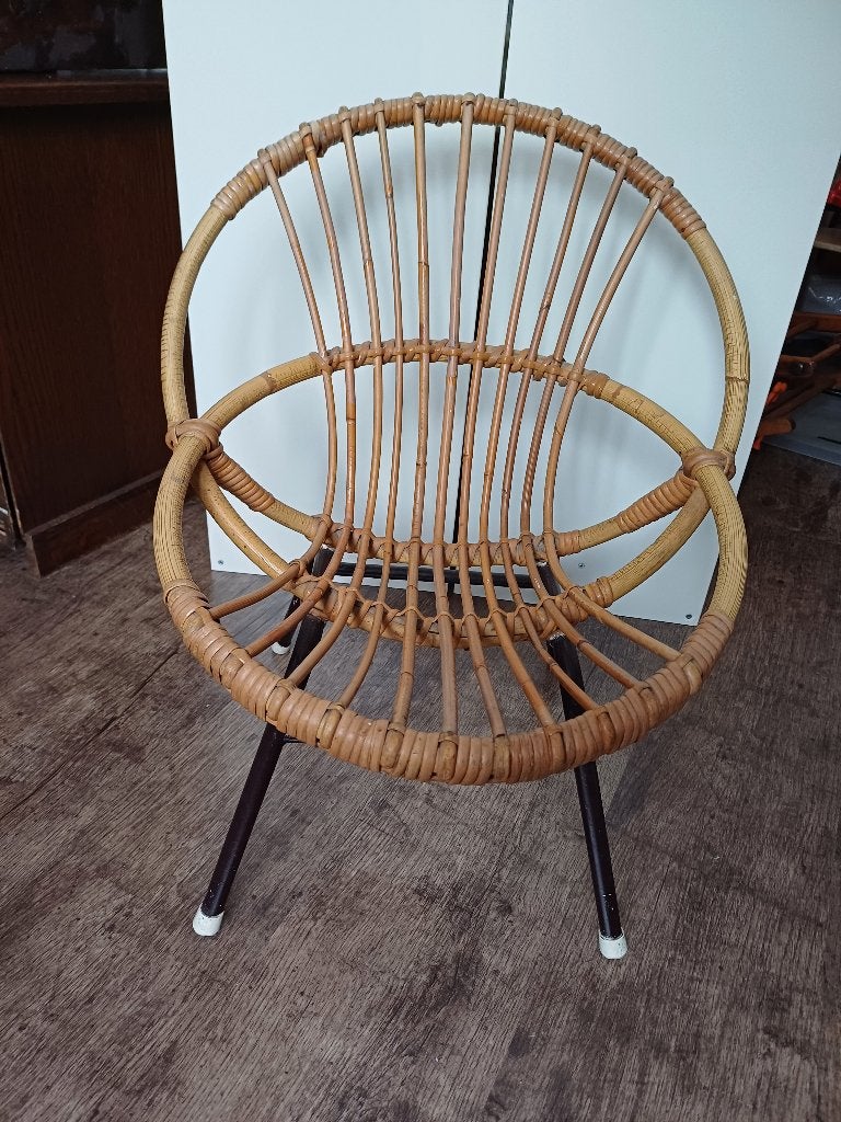 Rotan kinderstoeltje vintage, Kinderen en Baby's, Kinderstoelen, Ophalen, Gebruikt, Overige typen