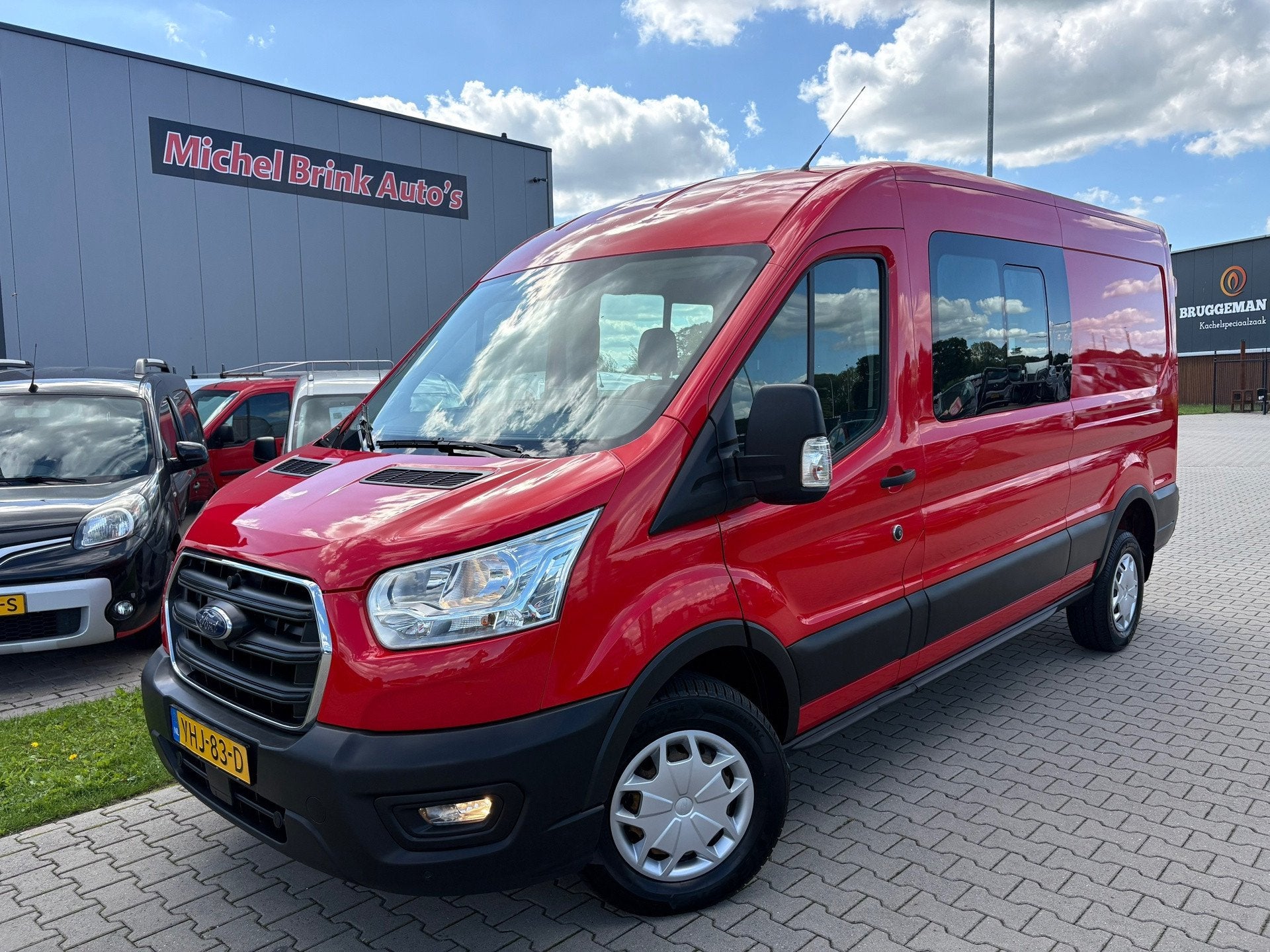 Ford Transit 350 2.0 TDCI L3H2 Trend RWD Dubbele cabine, Auto's, Bestelauto's, 4 cilinders, Navigatiesysteem, 2800 kg, Bedrijf