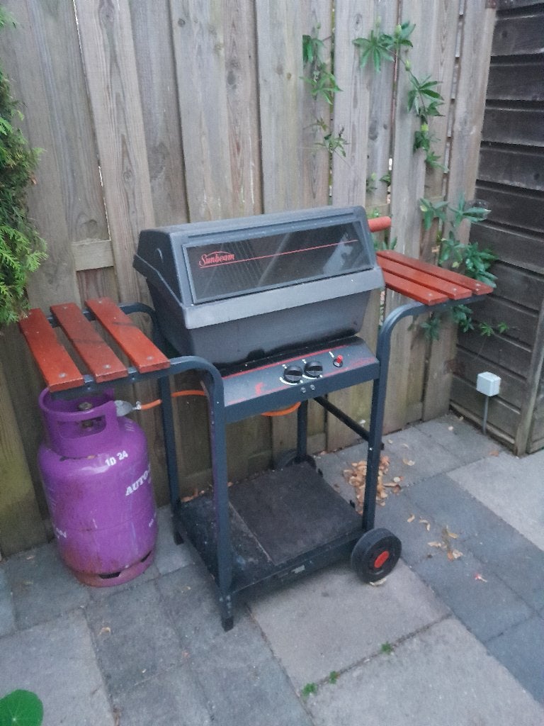 Gasbarbecue met lavastenen, Ophalen of Verzenden, Gebruikt, Onbekend
