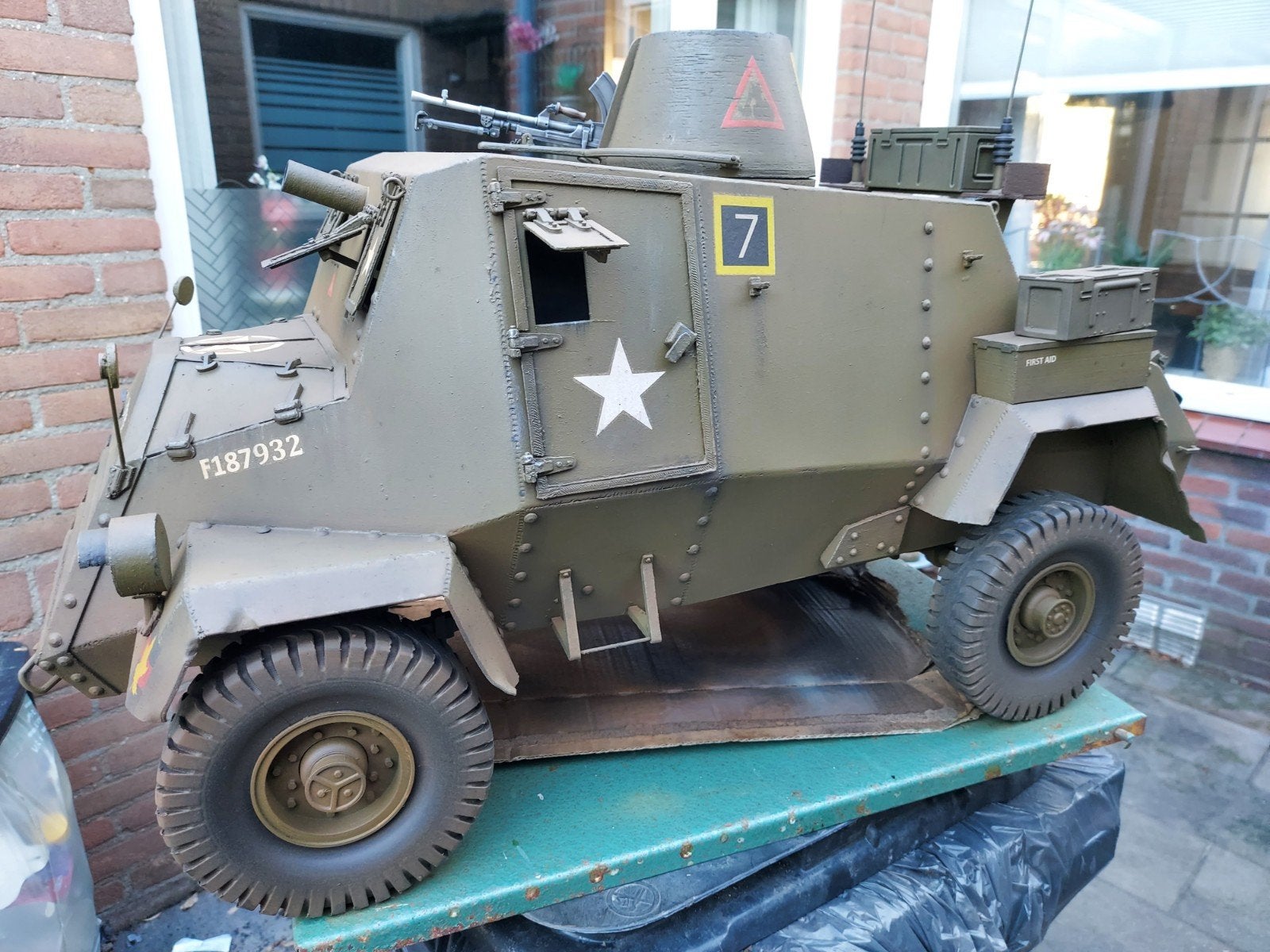 Canadian Otter Armoured Car 1/6 Schaal Model, Overige merken, Gebruikt, Ophalen of Verzenden, Groter dan 1:32