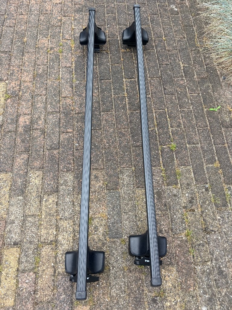 Thule dakdragers 757/758 met Fit Kit 124, Auto diversen, Dakdragers, Ophalen, Gebruikt