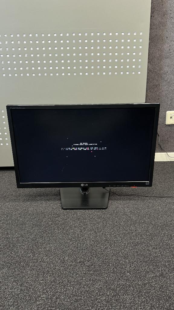 LG 24” Monitor Full HD | E2442T | Werkt goed | Budget scherm, Ophalen, Gebruikt, Kantelbaar, Full HD