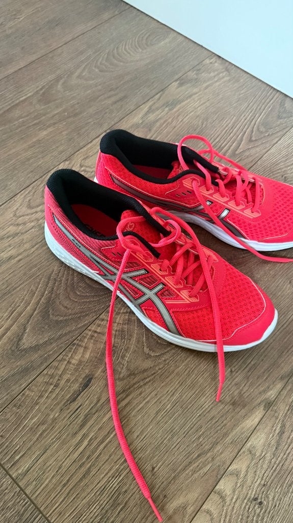 Asics Schoenen, Sportschoenen, Ophalen of Verzenden, Zo goed als nieuw, Asics