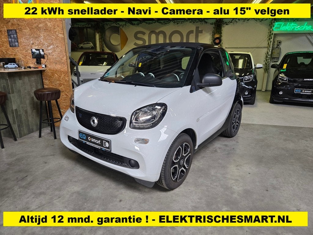 Smart Fortwo EQ Comfort - 22 kWh snellader - Camera - Navi -