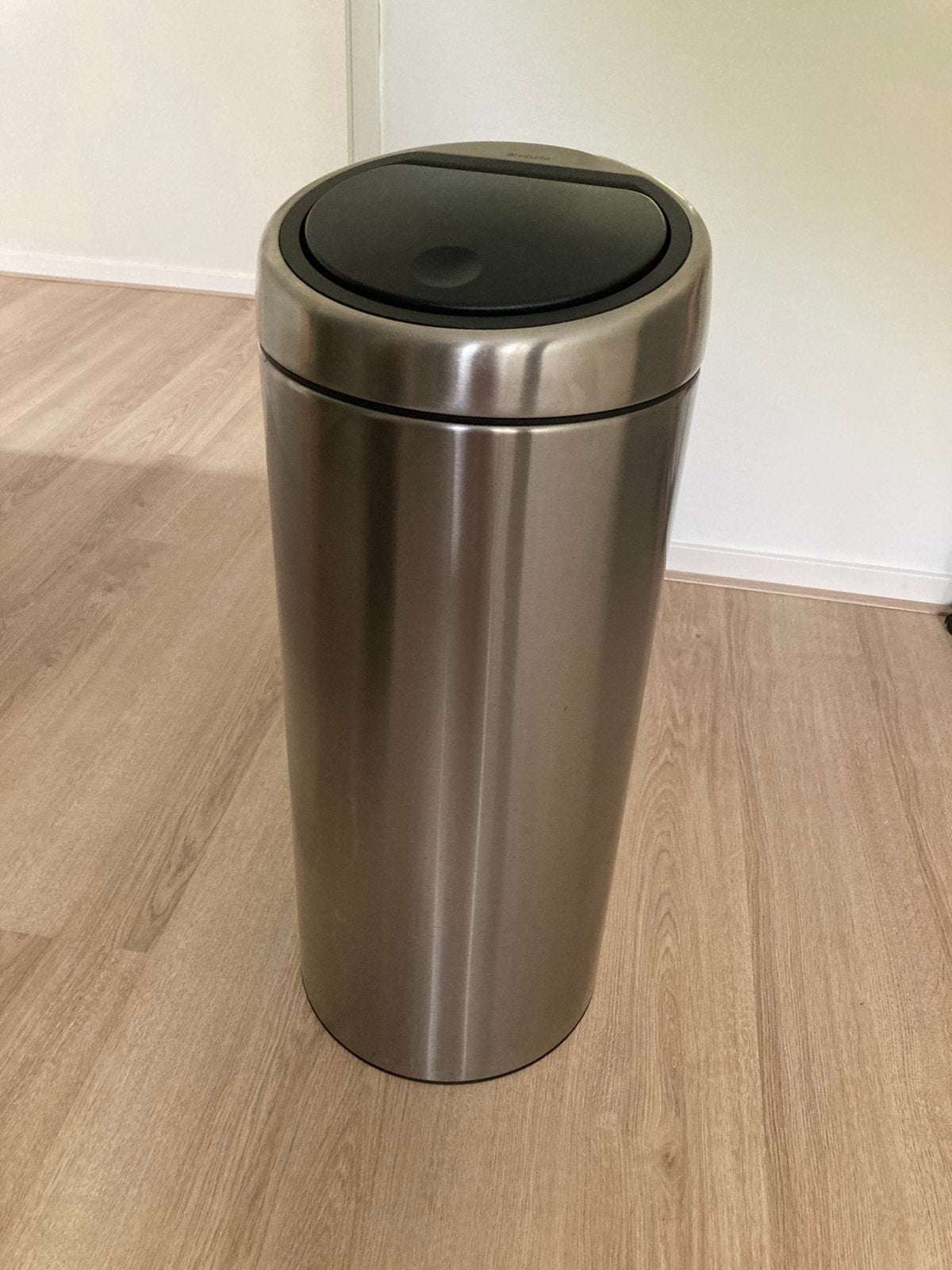 Brabantia touch bin 30 l, Ophalen, 50 tot 75 cm, Rvs, 20 tot 30 liter