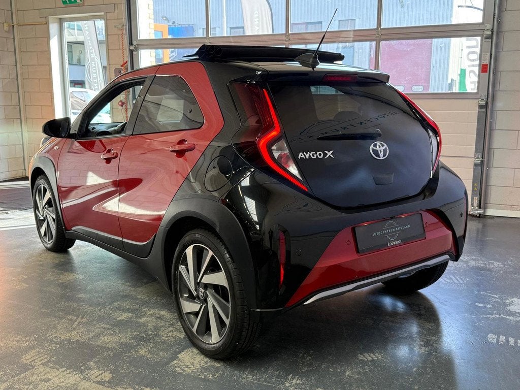 Toyota Aygo X 1.0 VVT-i S-CVT Envy Open Dak Automaat, Camera, Auto's, Automatische klimaatregeling, 4 stoelen, Leder en Stof, Origineel Nederlands