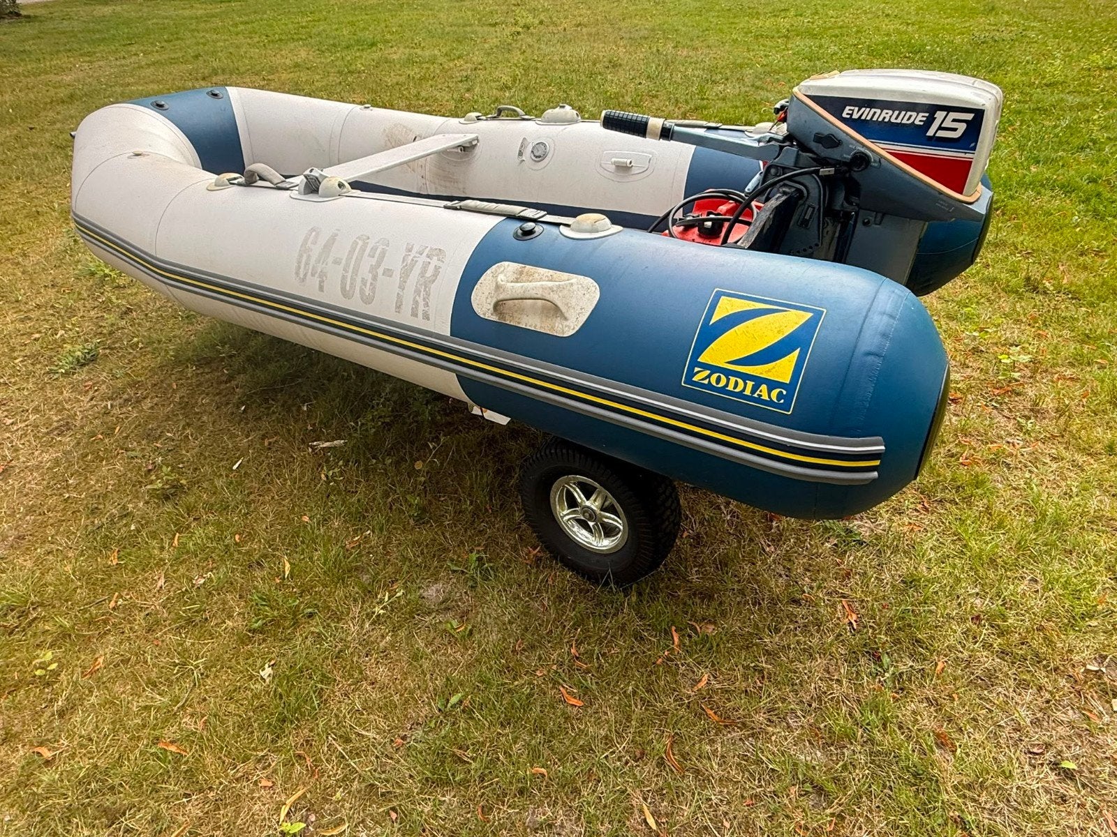 Zodiac Cadet 310S met Evinrude 15 PK (Inclusief Registratie), Ophalen, Gebruikt, Inclusief motor, Zodiac