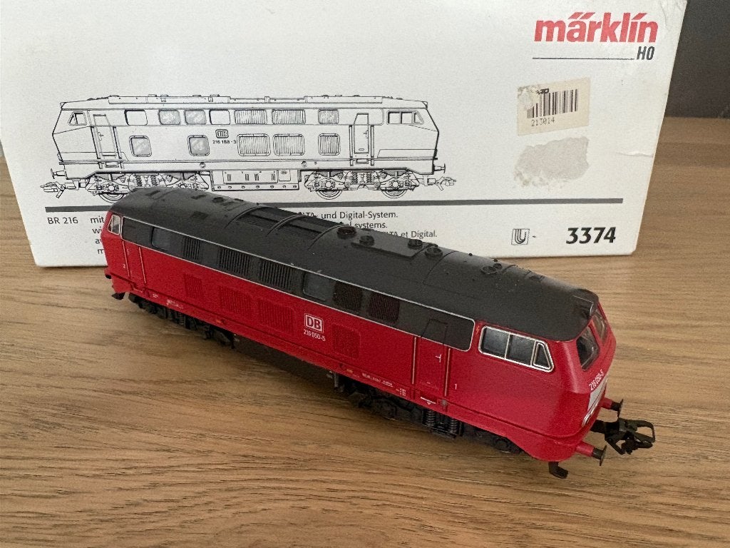 Märklin Digitale Locomotief 3374, Wisselstroom, Locomotief, Ophalen of Verzenden, Zo goed als nieuw