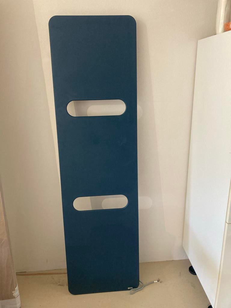 Vasco Elektrische designradiator, Ophalen, Radiator, Minder dan 60 cm, Zo goed als nieuw