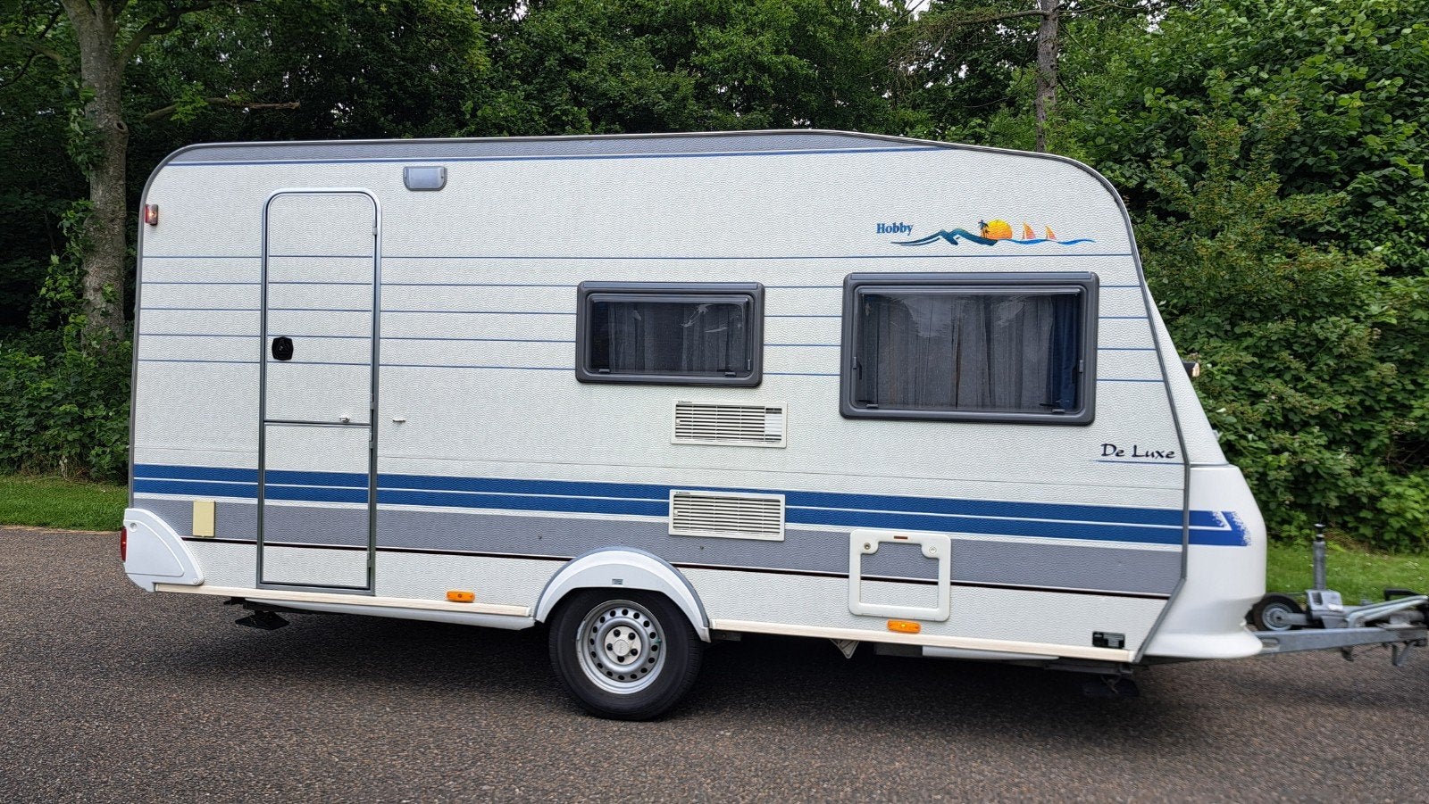 Hobby 440 SE de luxe, Caravans en Kamperen, Caravans, Luifel, Hobby, Treinzit, Particulier