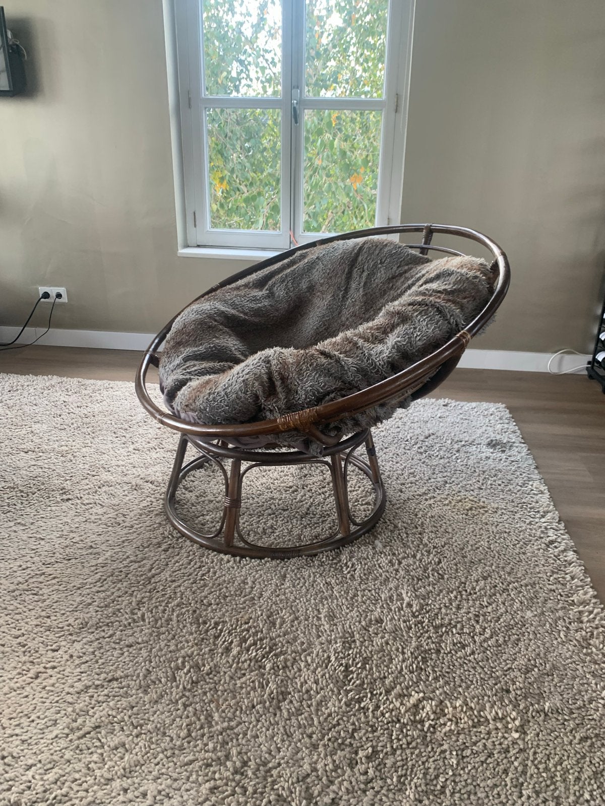 Comfortabele Papasan stoel met kussen, Ophalen, Gebruikt, Bruin, Riet of Rotan