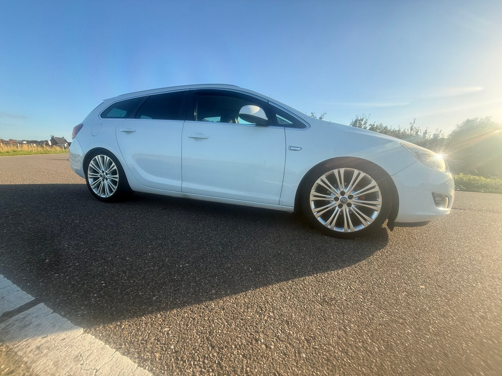 Opel Astra Turbo Sports Tourer 1.4 88kw 2011 Wit / Busines