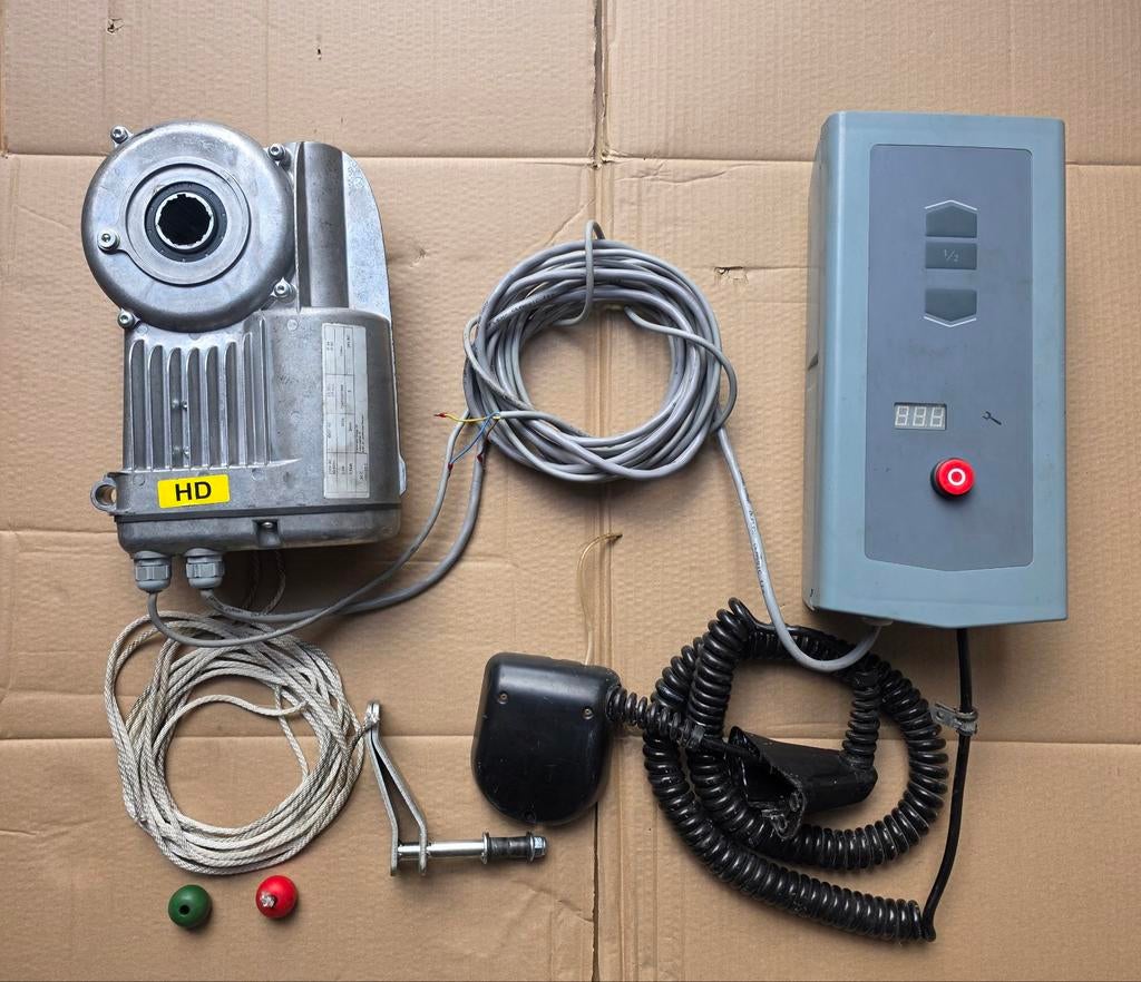 Cdm 9 HD crawford Overheaddeur roldeur garagedeur, Doe-het-zelf en Verbouw, Deuren en Horren, Ophalen of Verzenden, Zo goed als nieuw
