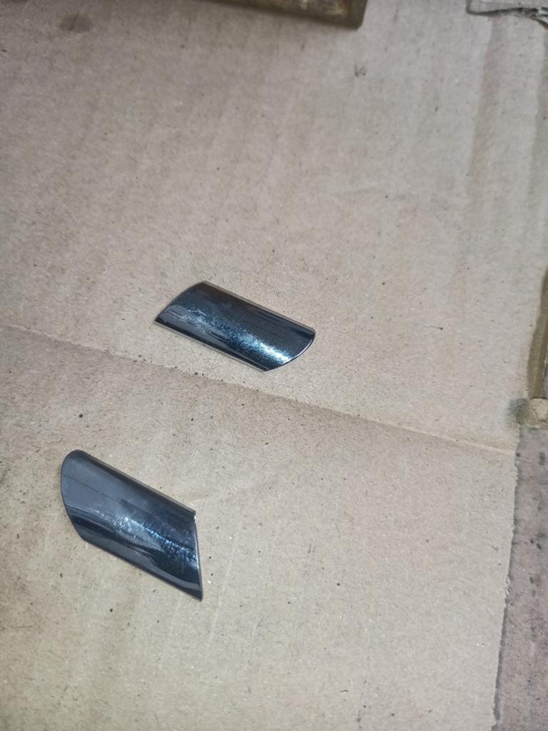 Mercedes w114 w115 chromen sierlijst eindstuk 2 stuks, Ophalen of Verzenden, Nieuw
