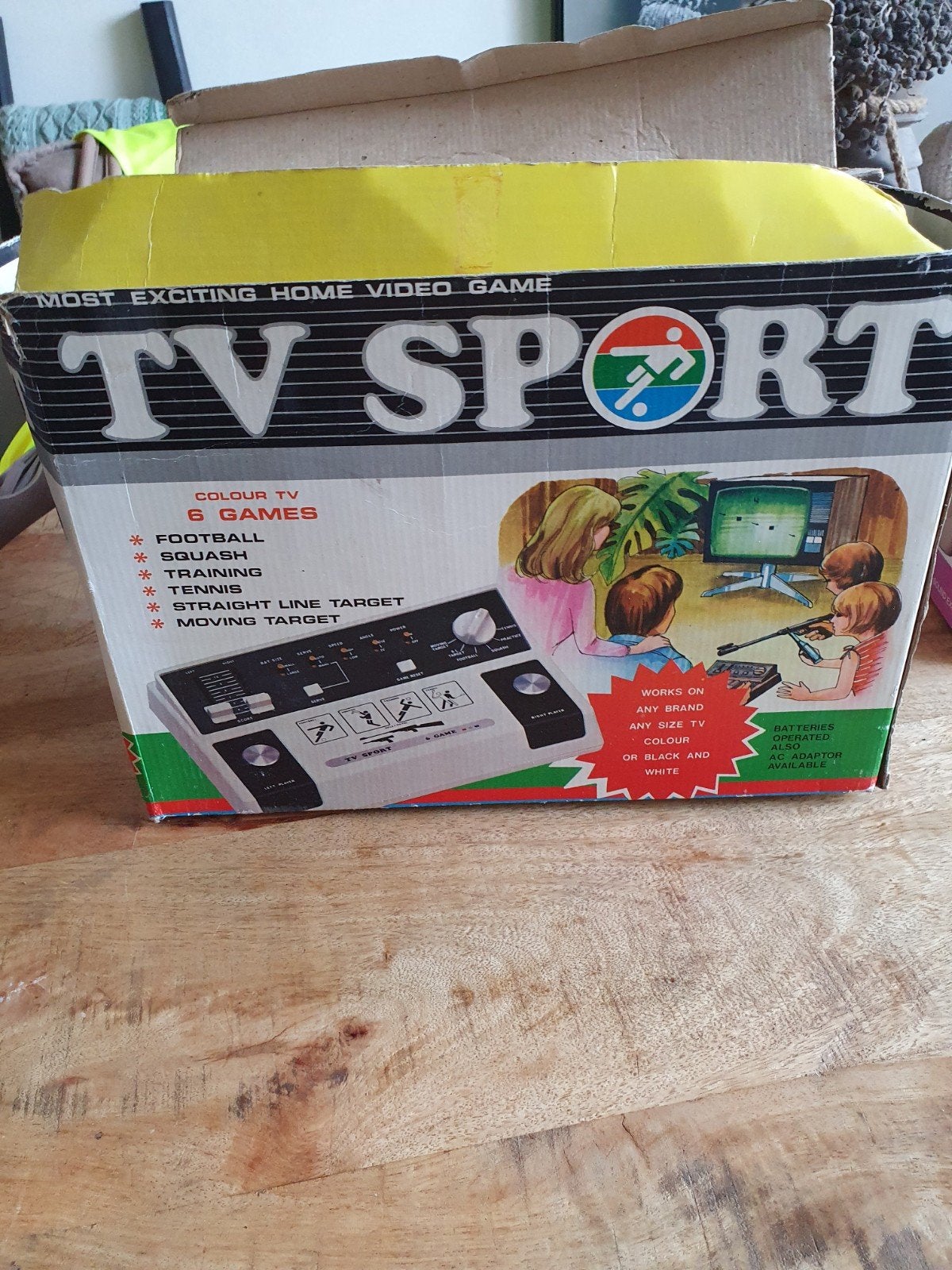 Vintage Soundic TV Sport Console met 6 Spellen en Geweer, Ophalen of Verzenden, Overige merken, Gebruikt