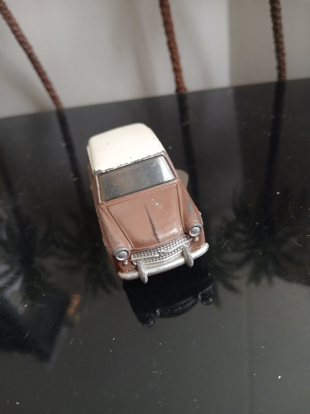 Fiat 1200 Grand Vue. Dinky toys France 531, Ophalen of Verzenden, Gebruikt, Auto, Dinky Toys