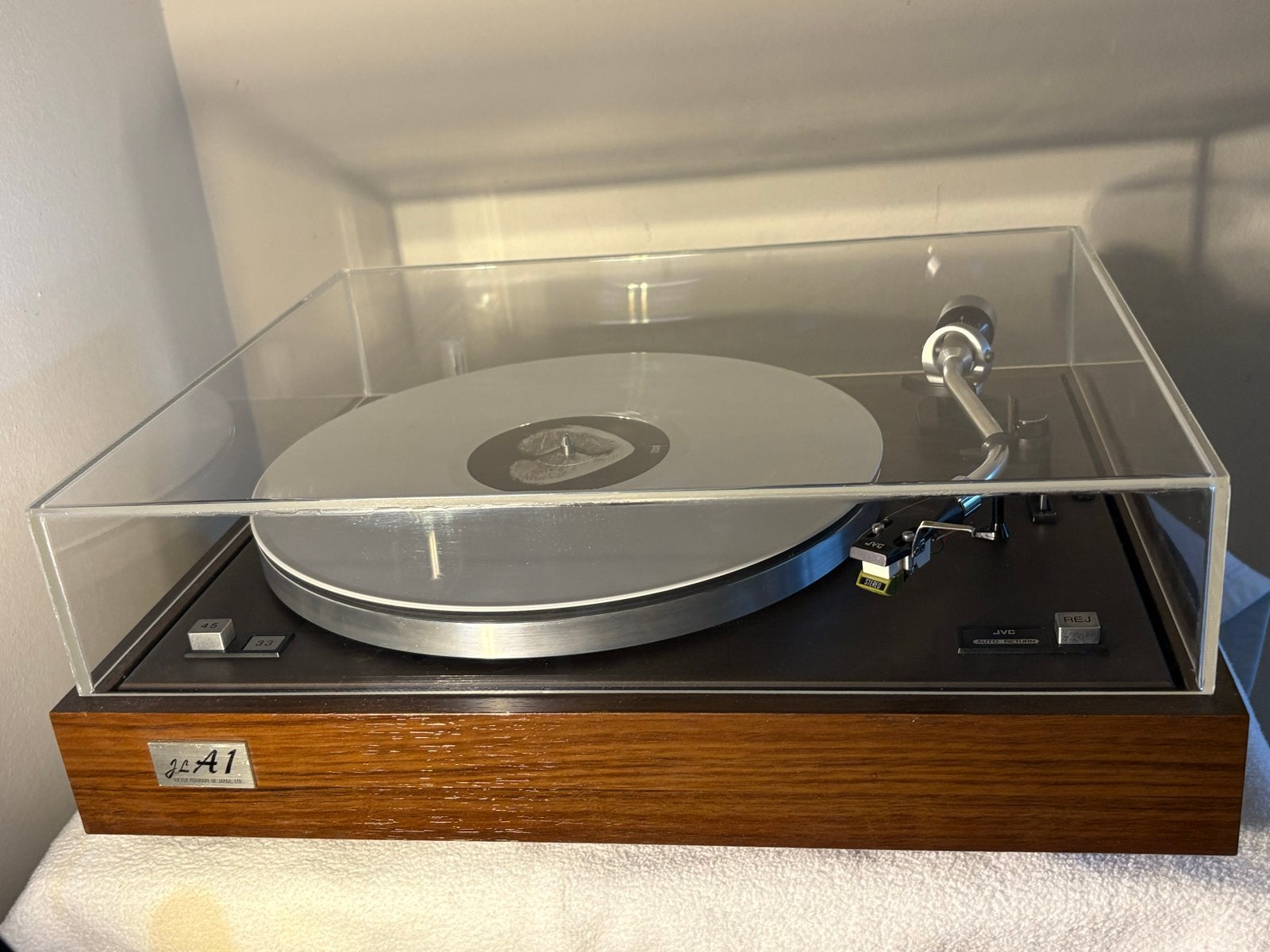 Vintage JVC JL-A1 Platenspeler met nieuwe kap en element, Automatisch, Ophalen of Verzenden, Zo goed als nieuw, Jvc