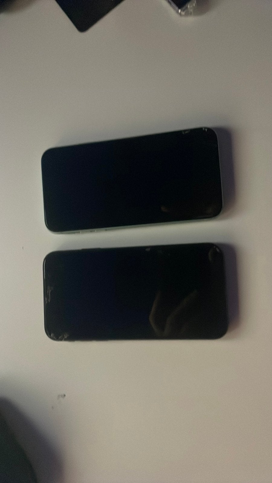 2 kapotte iphone 11s, Ophalen, Zwart, IPhone 11, 64 GB
