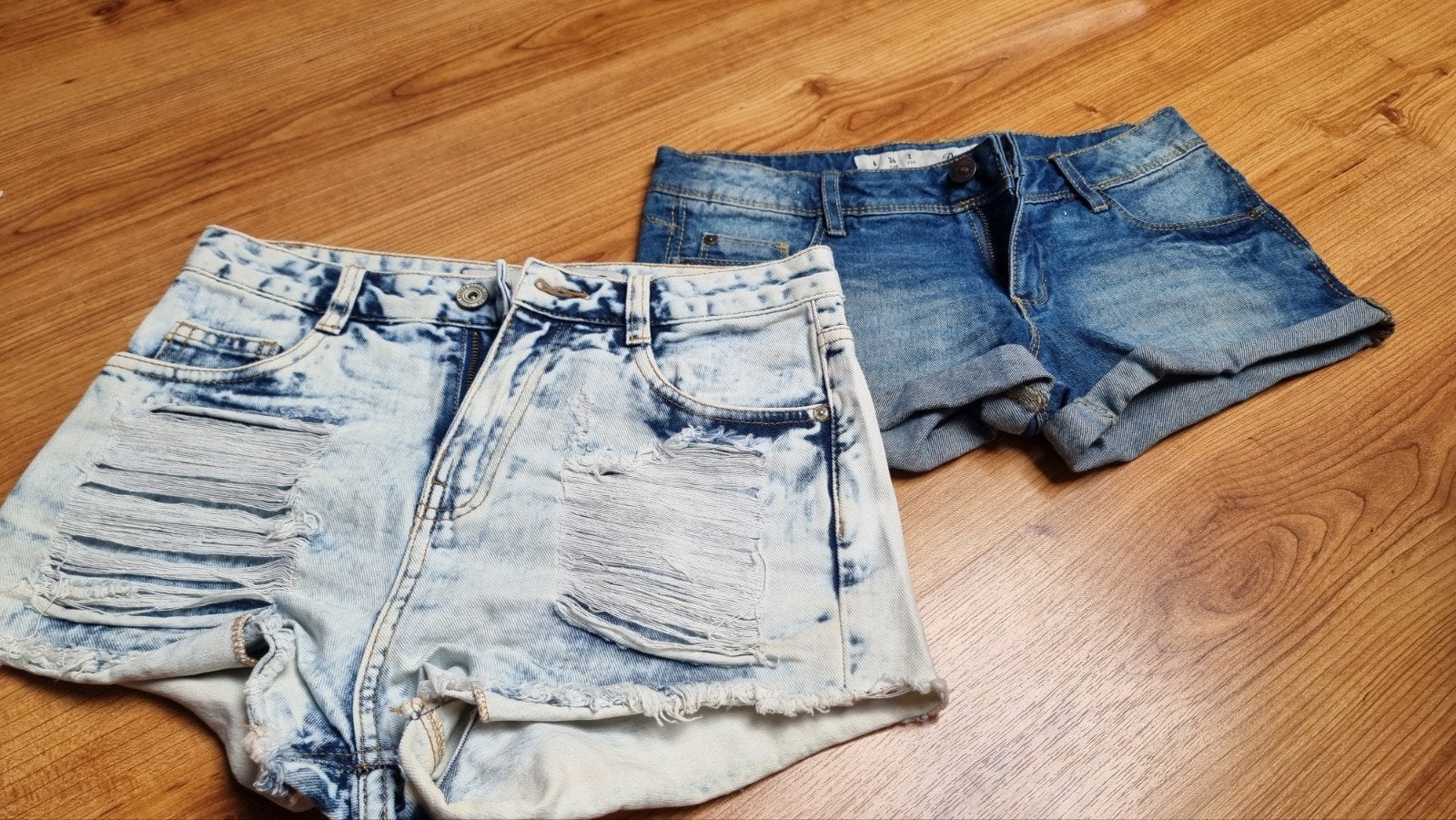 2 Denim & Co spijkerbroekjes maat 34, Kleding | Dames, Spijkerbroeken en Jeans, Ophalen of Verzenden