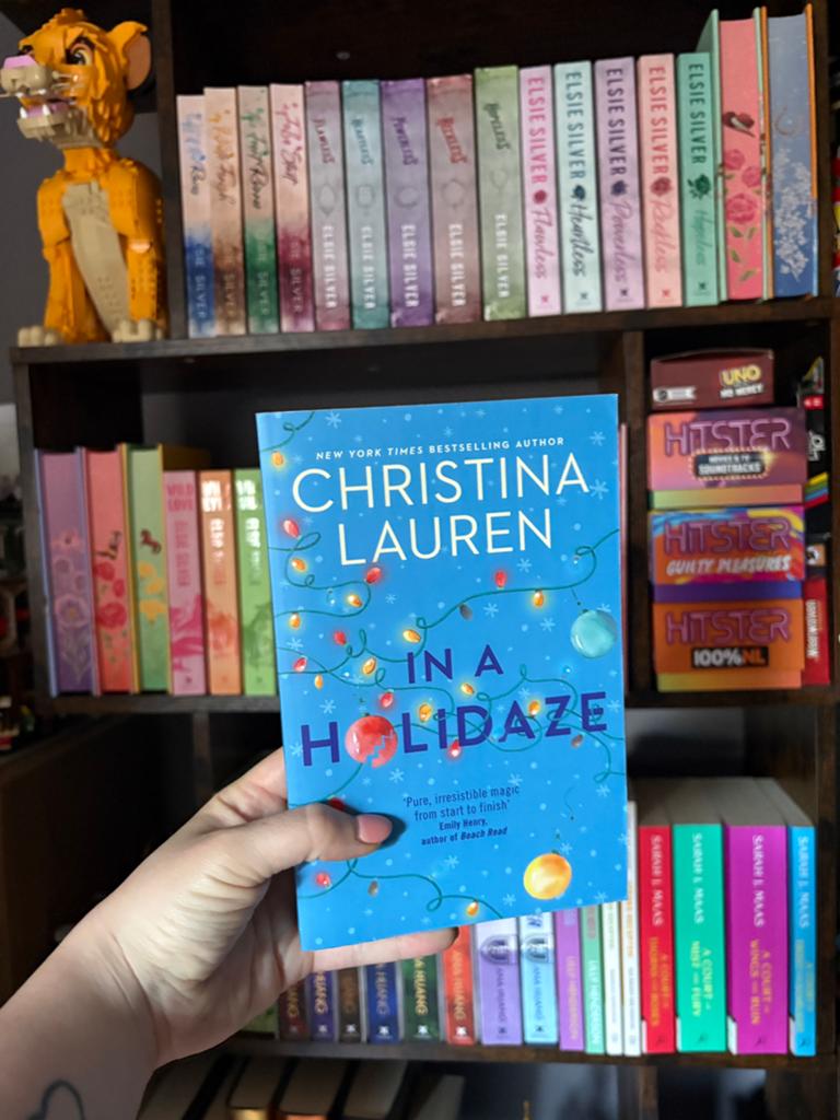 Christina lauren in a holidaze, Ophalen of Verzenden, Zo goed als nieuw