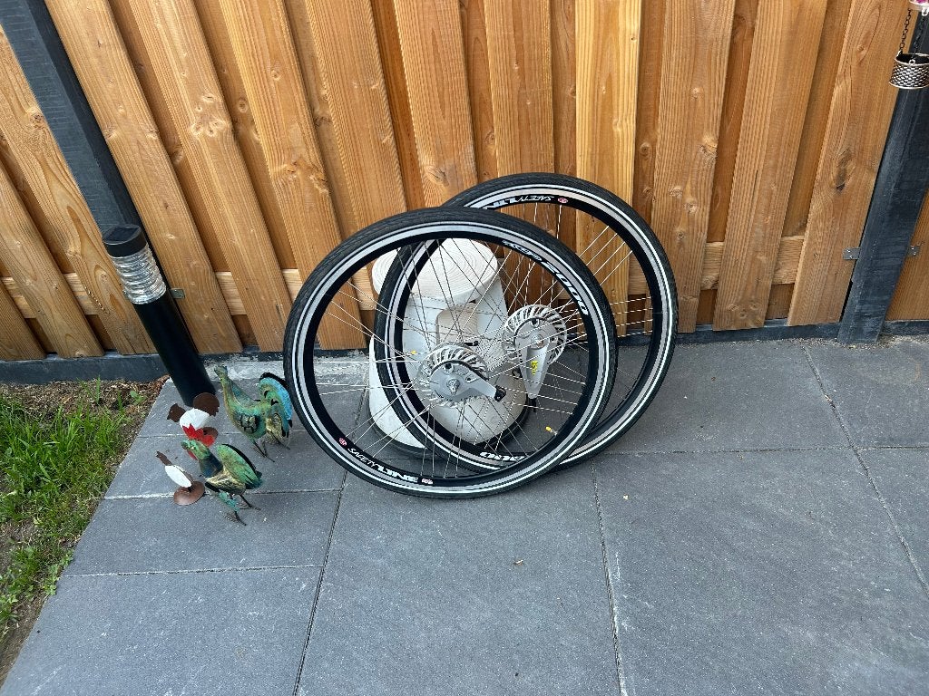 tk:Set Wielen 28 inch achterwiel 8 NEXUS versne. rollerbrake, Wiel, Gebruikt, Ophalen of Verzenden, Shimano Nexus 8 versnellingen