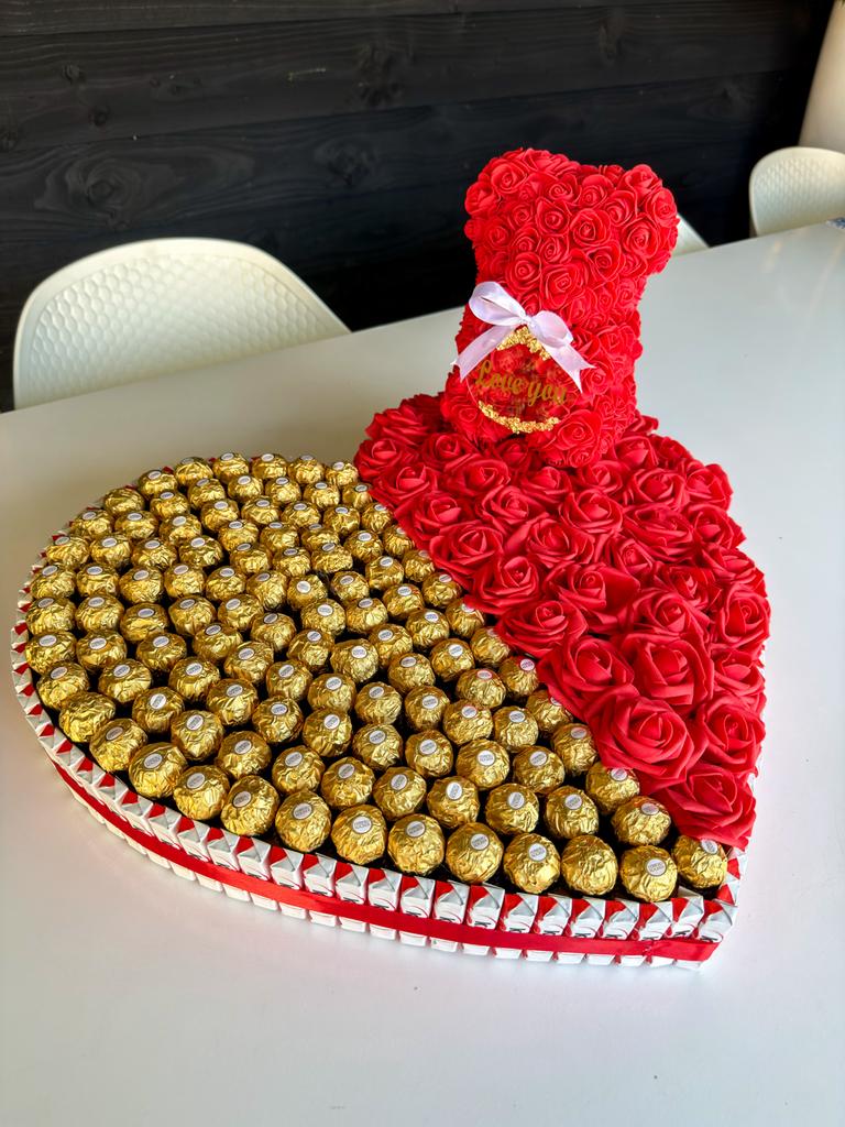 Luxe chocolade hart met ferrero & rozen - perfect cadeau!, Ophalen, Nieuw
