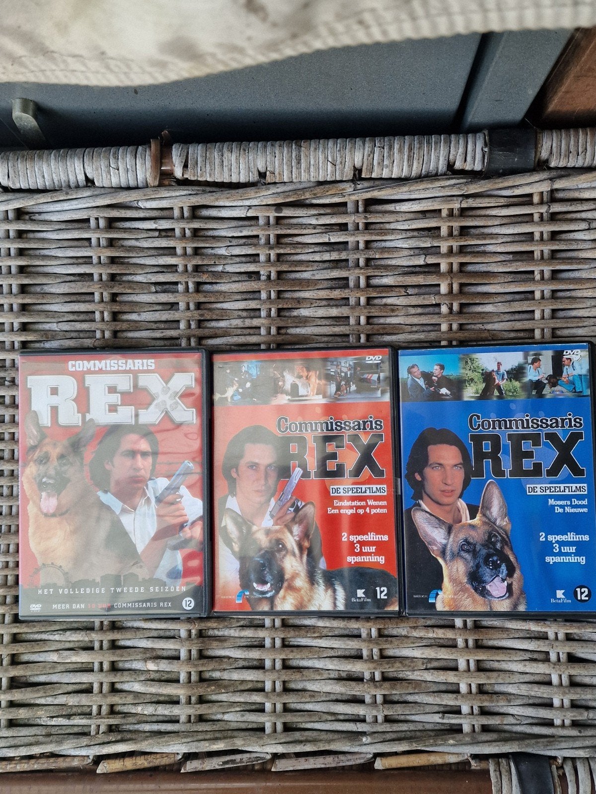 Commissaris Rex: Seizoen 2 + 4 Speelfilms (3 DVD's), Cd's en Dvd's, Misdaad, Ophalen of Verzenden, Zo goed als nieuw, Seizoen 2