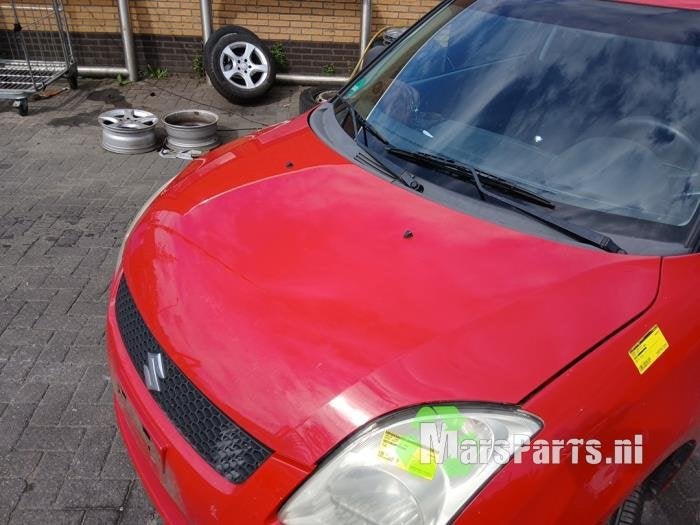 Motorkap van een Suzuki Swift, Auto-onderdelen, Gebruikt, -, -, Ophalen of Verzenden
