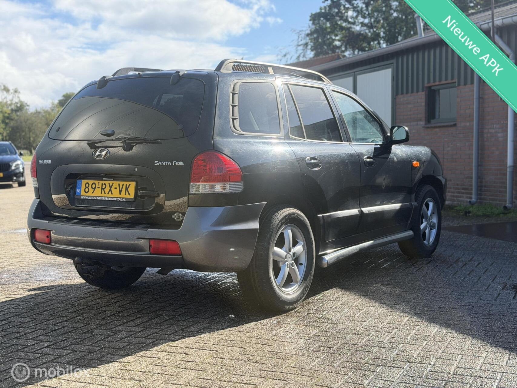 Hyundai Santa Fe 2.0i-16V NAP/APK/AIRCO, Auto's, Gebruikt, 4 cilinders, 2000 kg, Zwart
