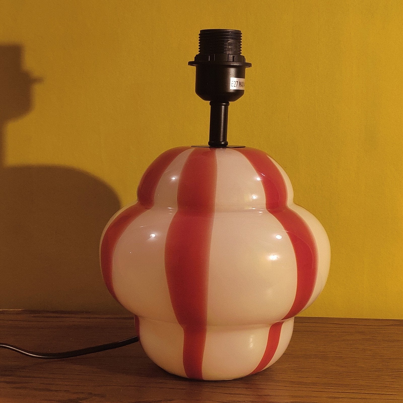 wit en roode lampenvoet, 32 cm, Nieuw, Wit, Glas