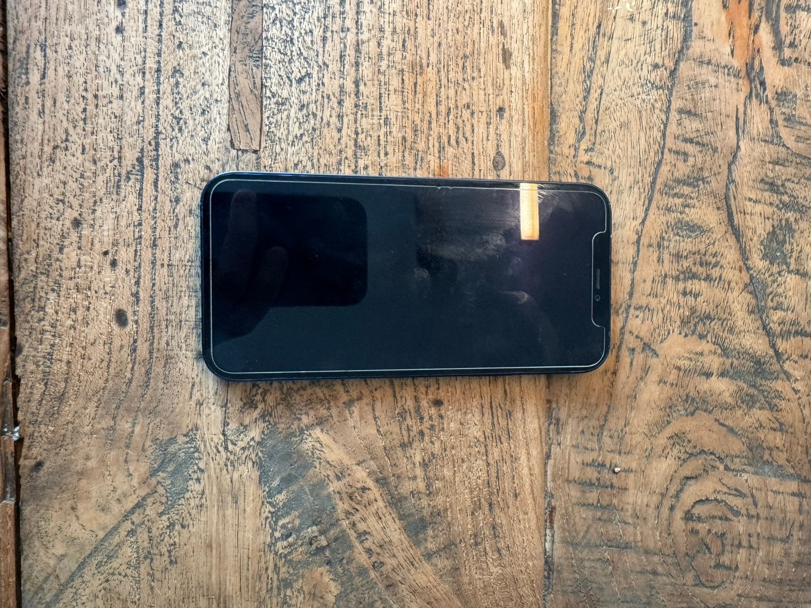 Foto 5 van iPhone 12 Zwart - Incl. Hoesje 128GB