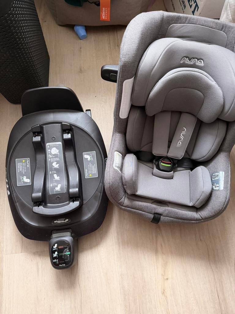 Zeer nette nuna todl next auto stoel + 360 graden base, Ophalen, Zo goed als nieuw, Overige merken, Isofix
