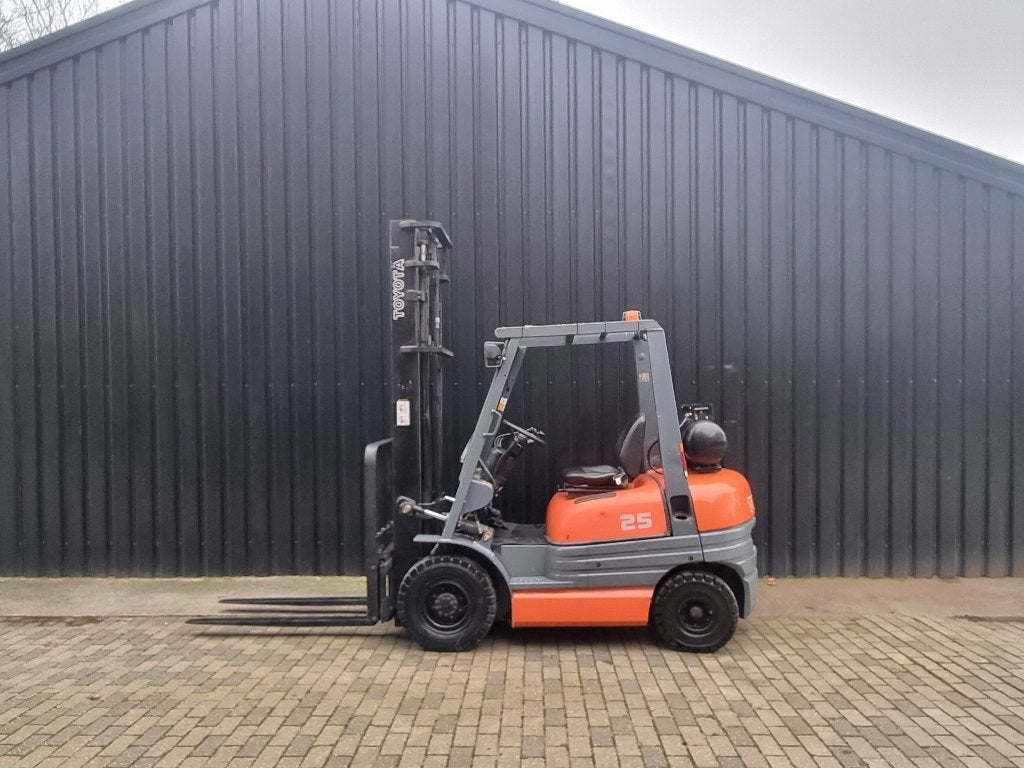 Heftruck Toyota 2.5 ton LPG / duplexmast 4.30 / sideshift, Ophalen of Verzenden, Hijswerktuig