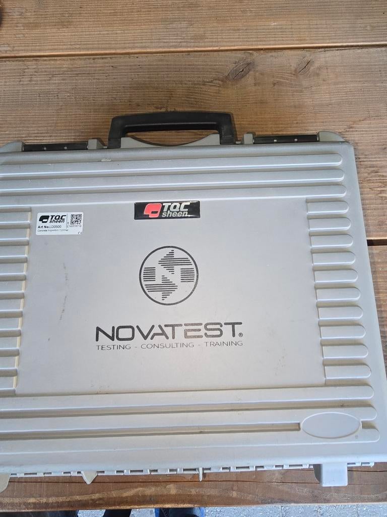 Novatest Betontester - Schmidt Hamer, Ophalen of Verzenden, Gebruikt, Druk
