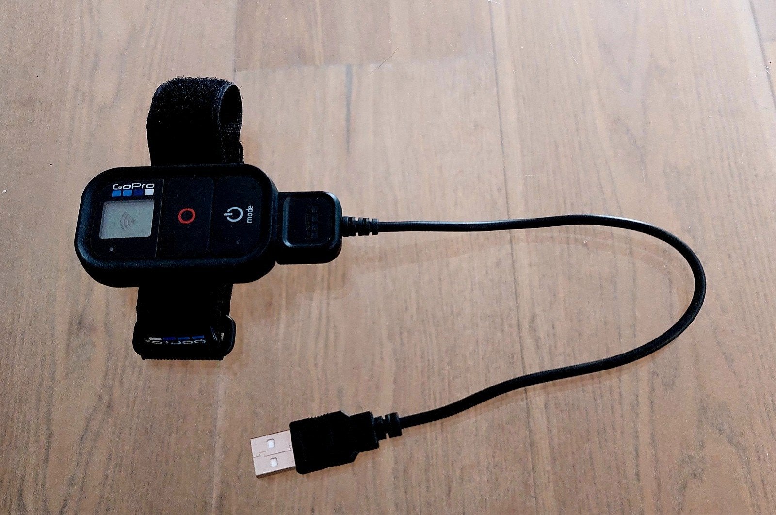 GoPro Smart Remote incl. USB-oplaadkabel en polsband, Ophalen of Verzenden, Zo goed als nieuw, GoPro
