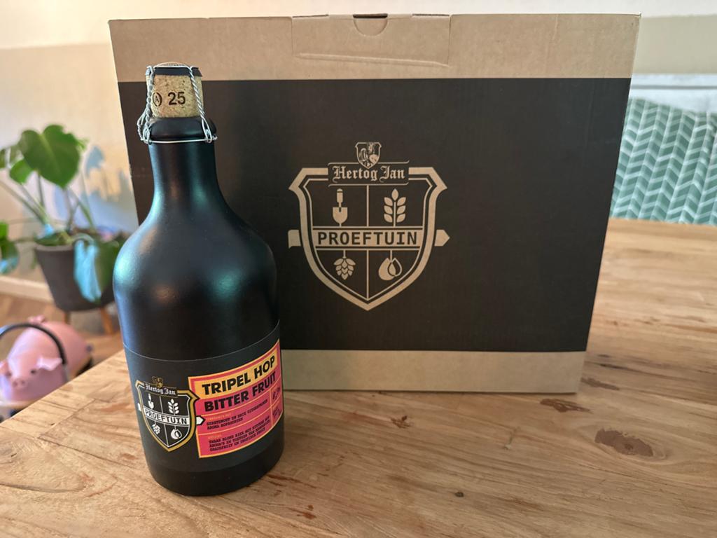 Hertog jan proeftuin - tripel hop bitter fruit, Verzamelen, Ophalen of Verzenden, Flesje(s), Hertog Jan