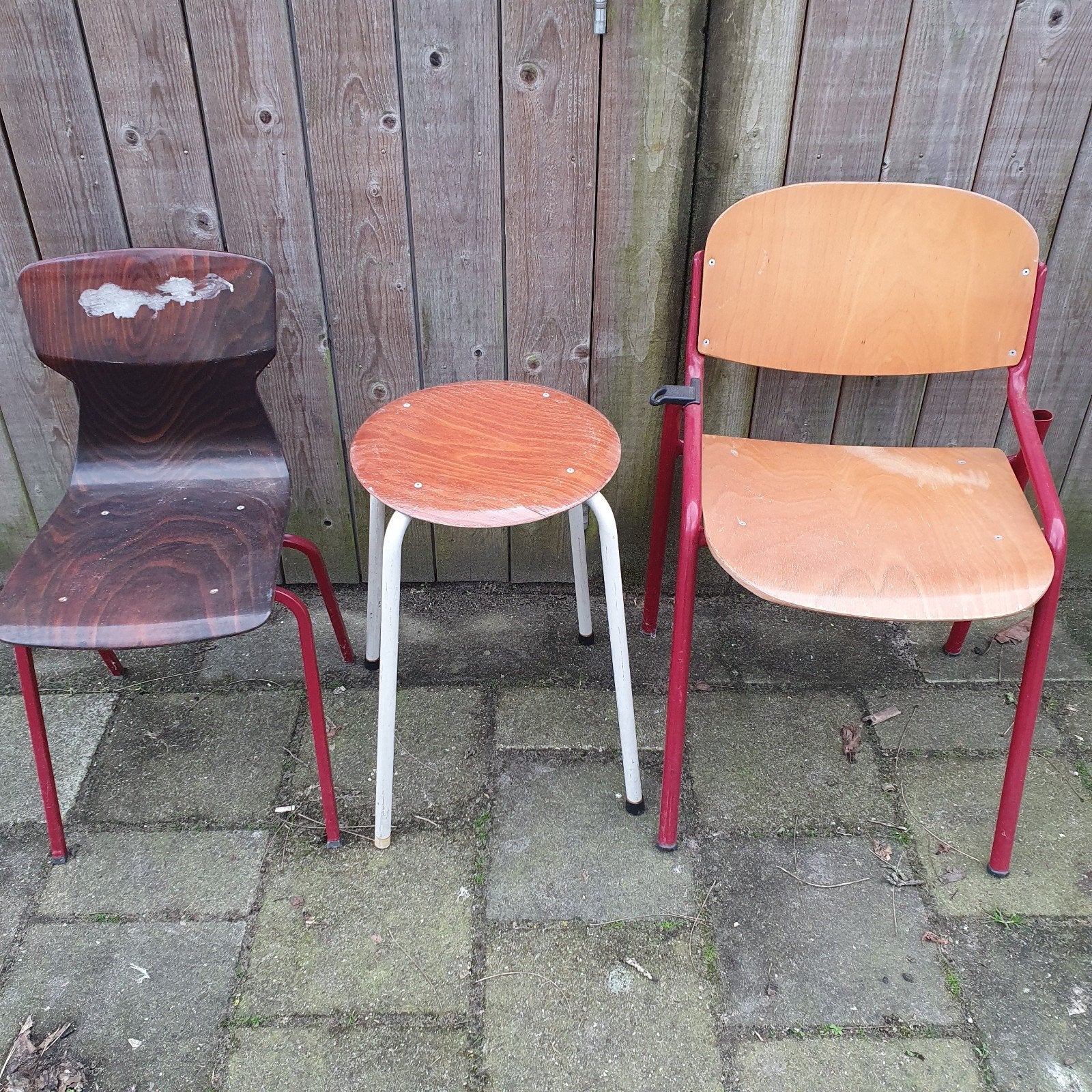 Set van 2 stoelen en 1 kruk, Huis en Inrichting, Ophalen, Gebruikt, Twee, Overige kleuren