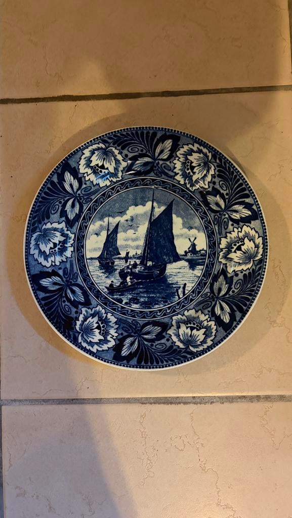 Delfts wandbord met schip, Ophalen
