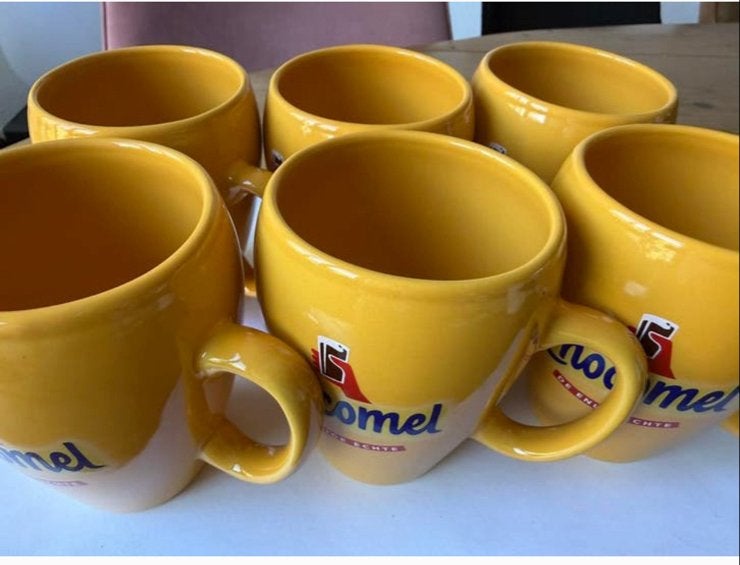 6x Chocomel mokken 'De Enige Echte' - Nieuwstaat, Overige typen, Geel, Nieuw, Ophalen of Verzenden