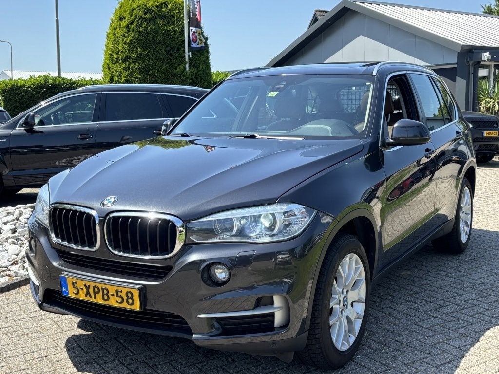 BMW X5 2.5D High Executive 2014 Panoramadak Leer Navi, 4 cilinders, 241 €/maand, Diesel, SUV of Terreinwagen
