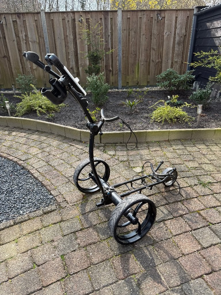 ELEKTRISCHE GOLFTROLLEY / MET AFSTANDBEDIENING, Sport en Fitness, Golf, Ophalen, Gebruikt, Golfkar