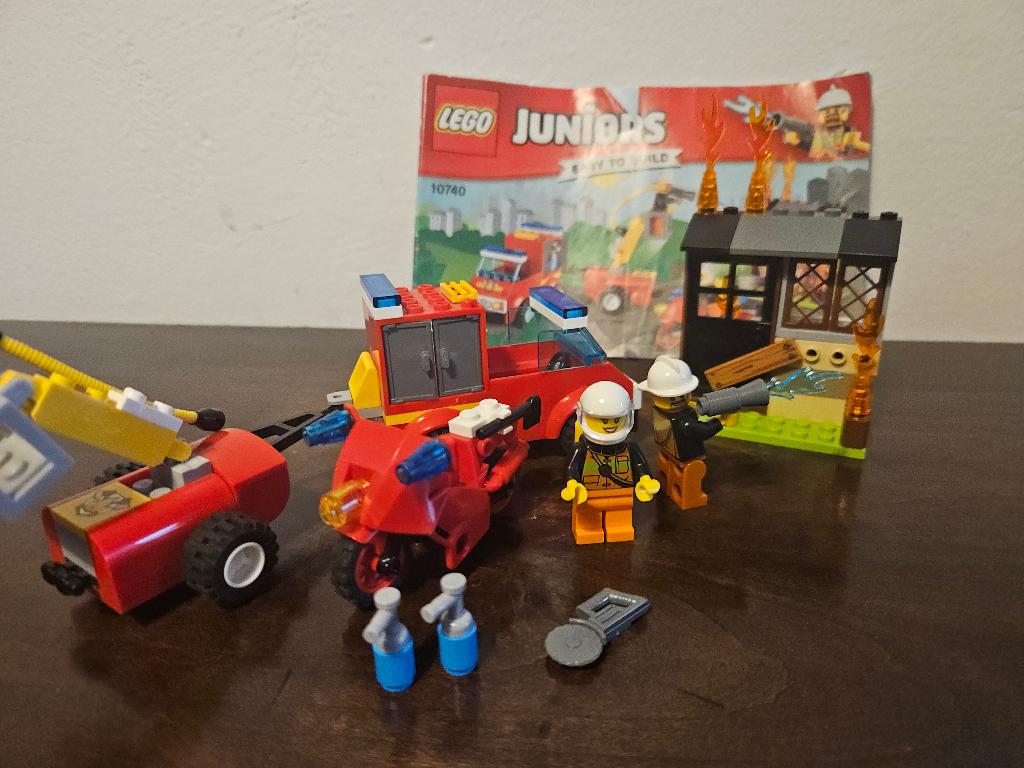Lego - Brandweer met brandende schuur - 10740, Ophalen, Compleet, City, Lego