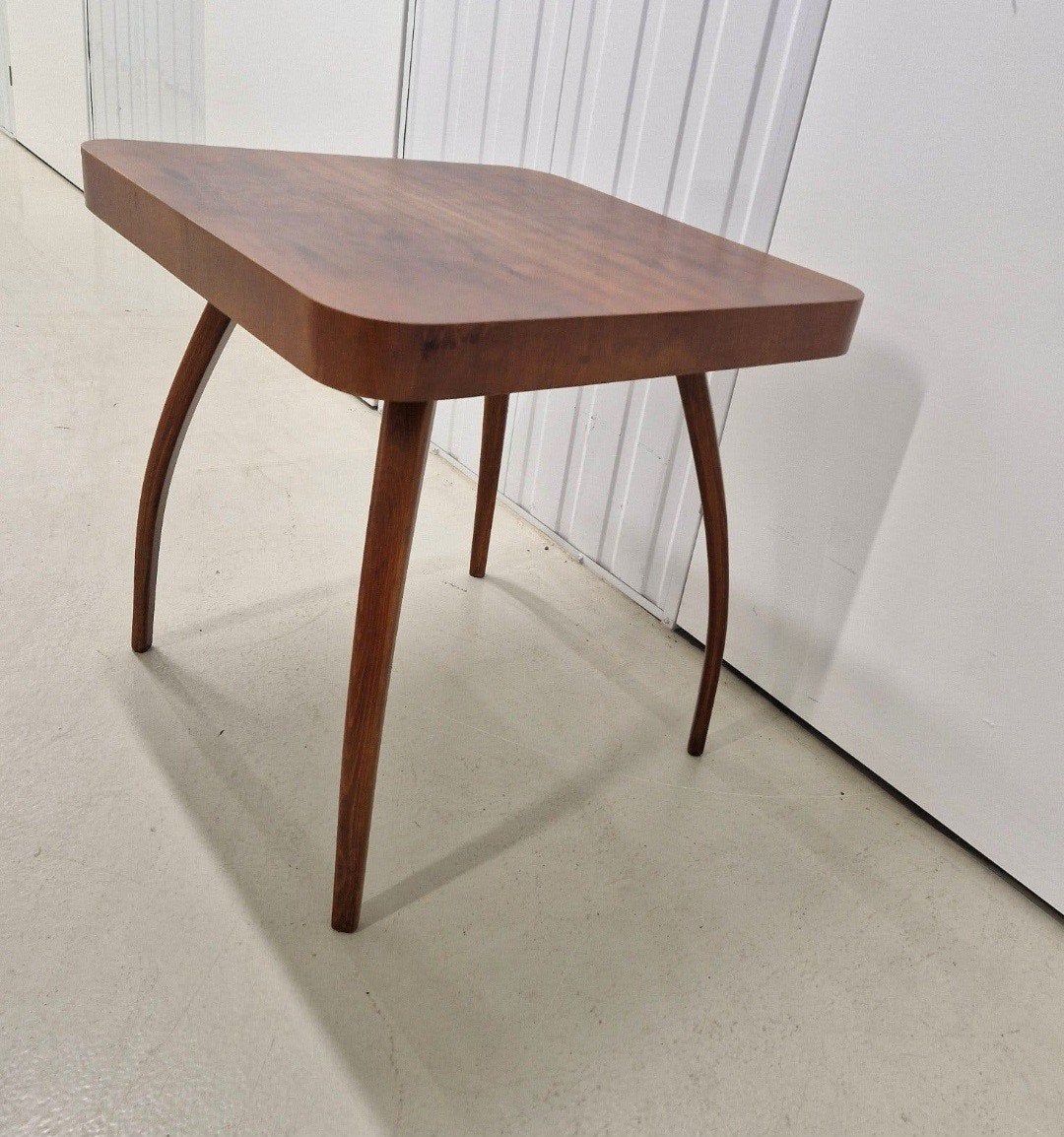 MID-CENTURY DESIGN Bytom Tafel + Halabala H-259 Spinder, Ophalen