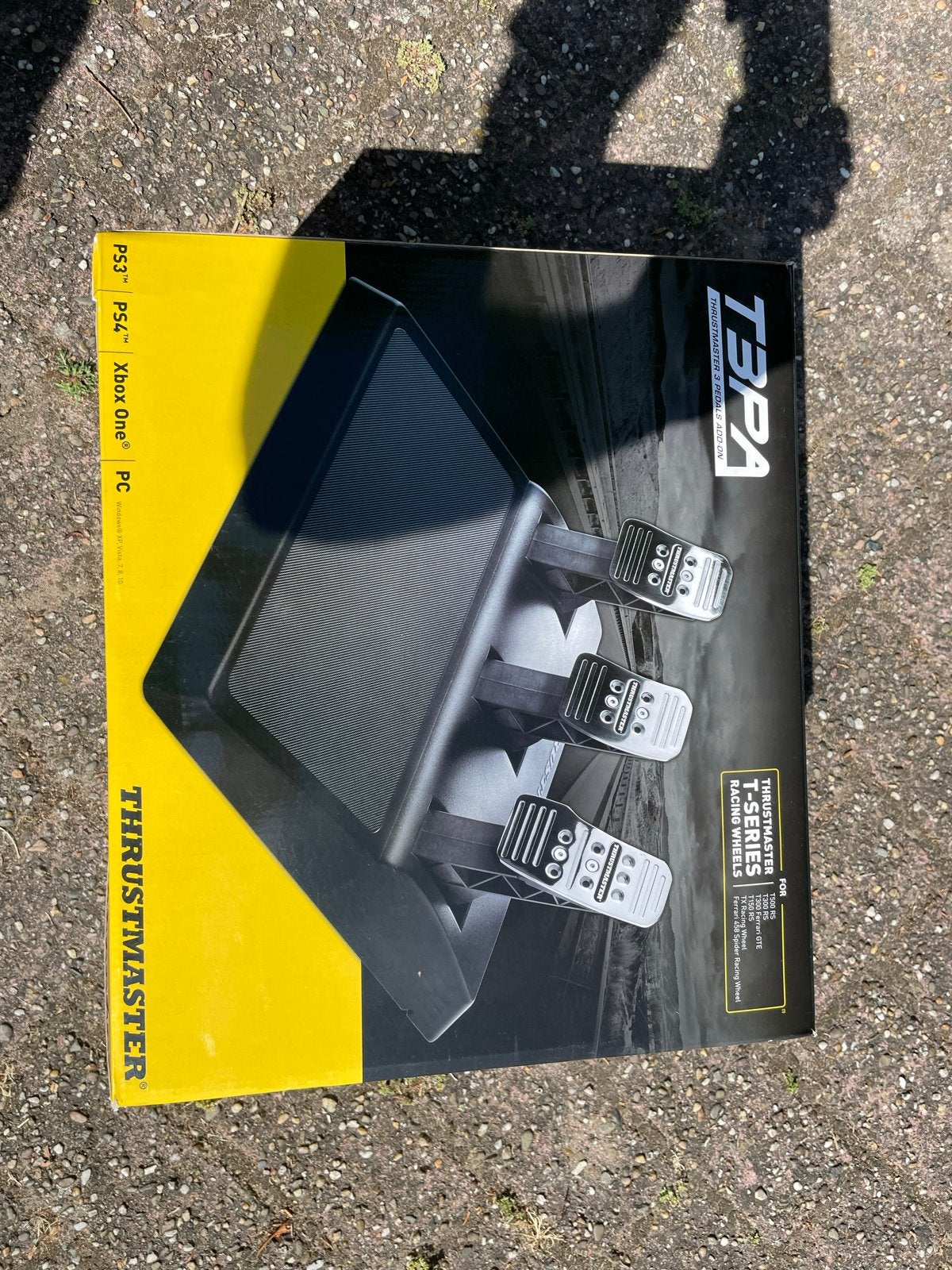 Thrustmaster T3PA pedalen voor racestuur, Spelcomputers en Games, Ophalen, PlayStation, Zo goed als nieuw, Thrustmaster