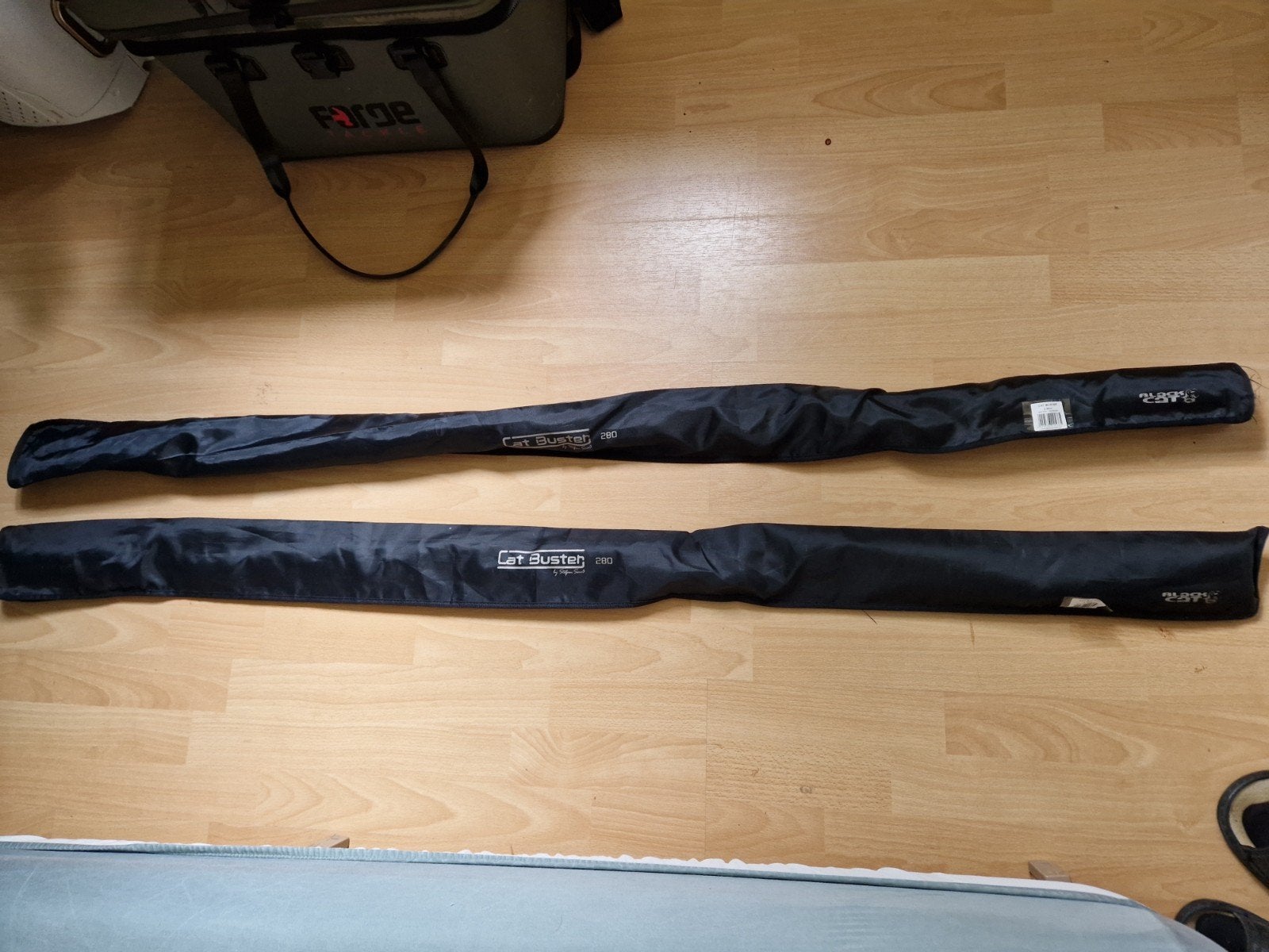 Zgan black cat cat busters + zeck hr 20+ hengel steunen, Watersport en Boten, Ophalen, Zo goed als nieuw