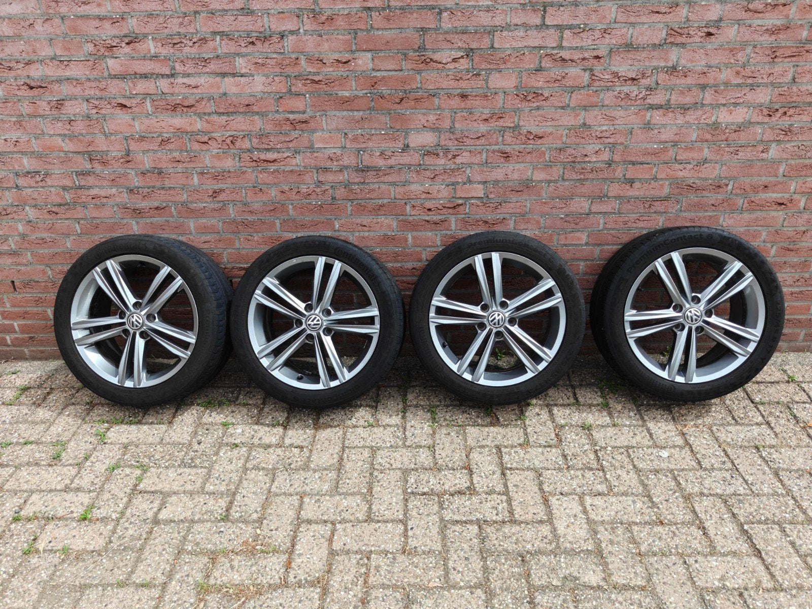VW Sebring 17 inch velgen met Continental banden, Ophalen, Gebruikt, Banden en Velgen, 17 inch