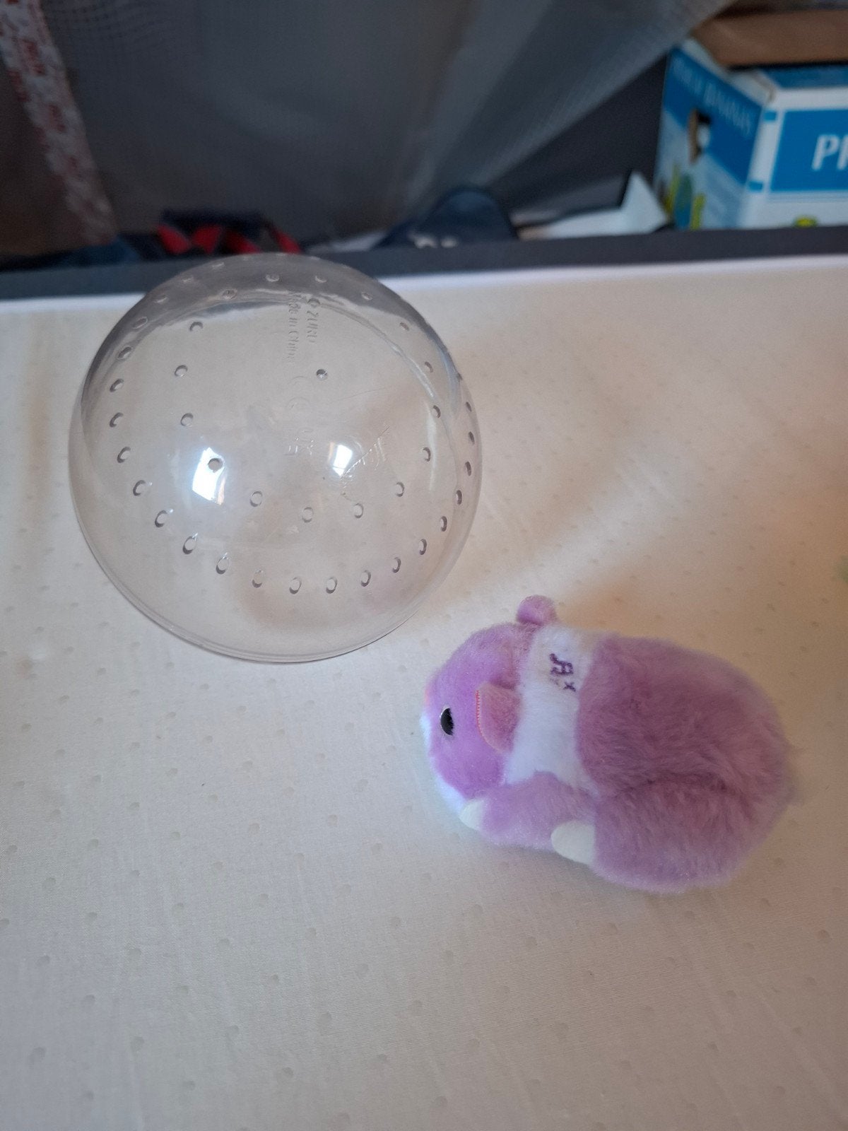 Hamsterbal met knuffelhamster, Ophalen